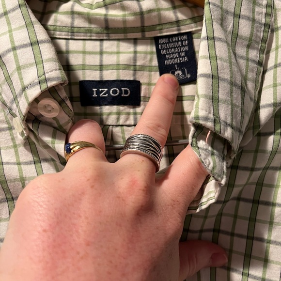IZOD Flannel Size Large - Picture 2 of 4